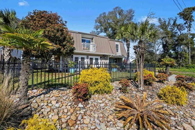 405 6th Ave. S, North Myrtle Beach, SC 29582