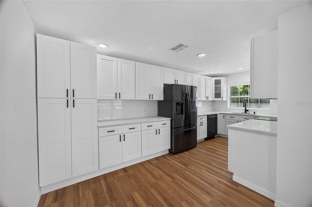 1220 NE 16TH AVENUE, Ocala, FL 34470