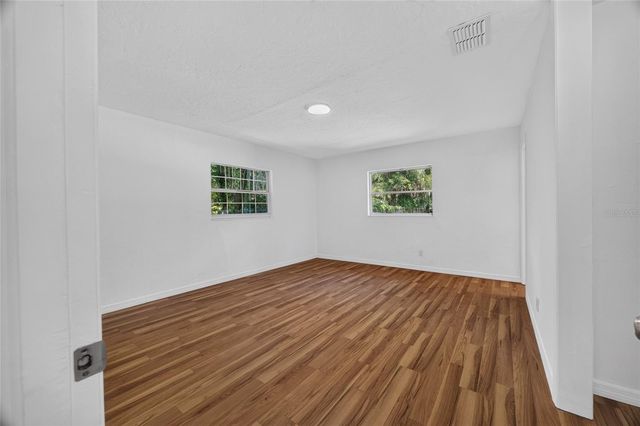 1220 NE 16TH AVENUE, Ocala, FL 34470