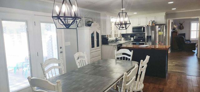 3885 County Road 12, Headland, AL 36345