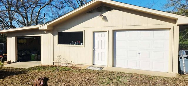 3885 County Road 12, Headland, AL 36345