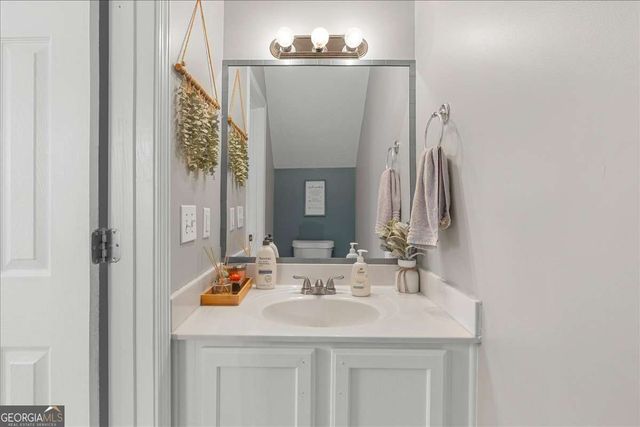 1061 Daventry Crossing, Woodstock, GA 30188