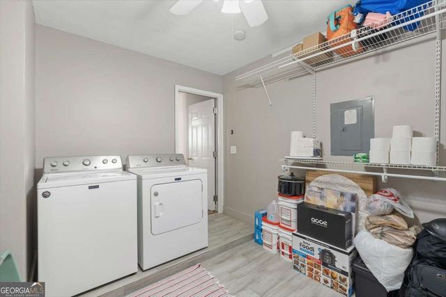 1061 Daventry Crossing, Woodstock, GA 30188