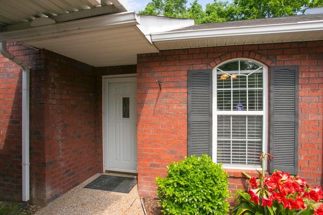 3911 Dodson Chapel Rd Apt 32, Hermitage, TN 37076