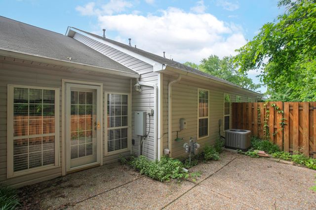 3911 Dodson Chapel Rd Apt 32, Hermitage, TN 37076