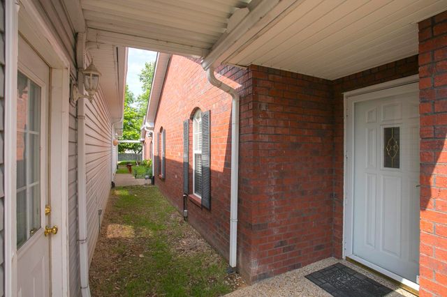 3911 Dodson Chapel Rd Apt 32, Hermitage, TN 37076