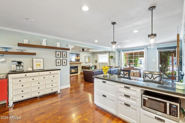 1936 W CLARENDON Avenue, Phoenix, AZ 85015