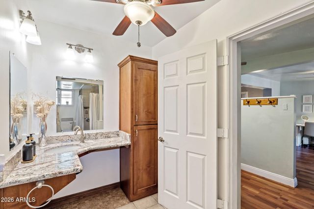 1936 W CLARENDON Avenue, Phoenix, AZ 85015