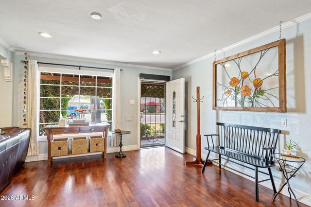 1936 W CLARENDON Avenue, Phoenix, AZ 85015