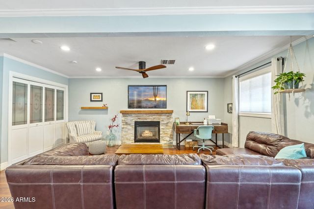 1936 W CLARENDON Avenue, Phoenix, AZ 85015