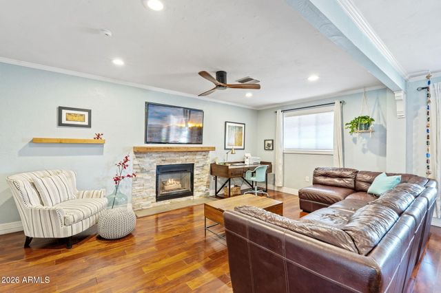 1936 W CLARENDON Avenue, Phoenix, AZ 85015