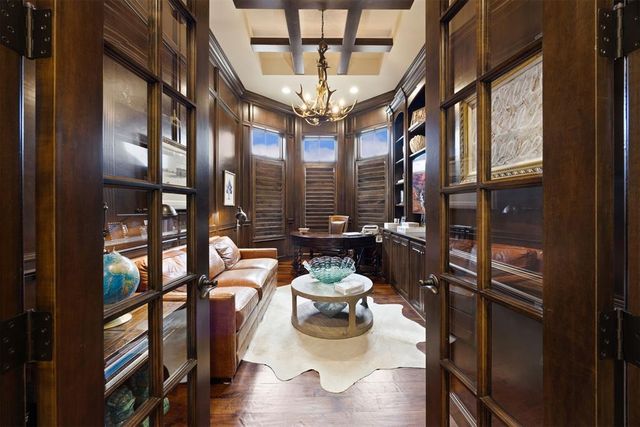 2608 Dorchester Drive, Oklahoma City, OK 73120