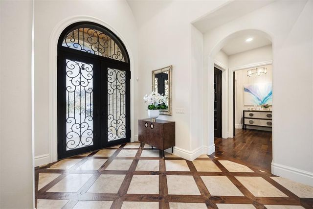 2608 Dorchester Drive, Oklahoma City, OK 73120