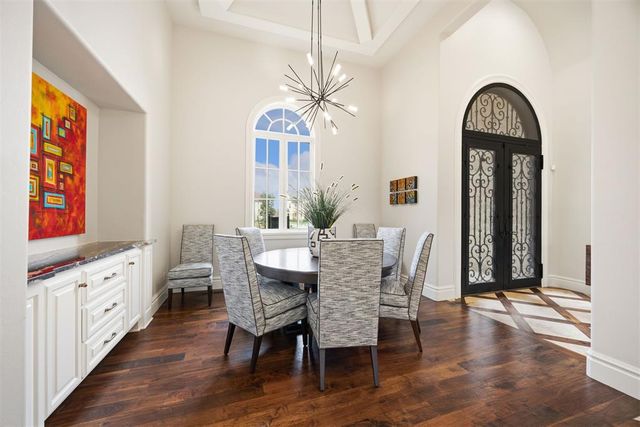 2608 Dorchester Drive, Oklahoma City, OK 73120