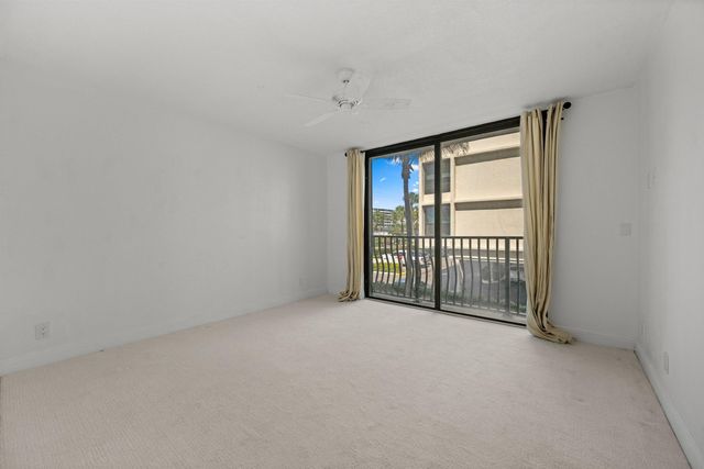 4000 S Ocean Boulevard 103, South Palm Beach, FL 33480