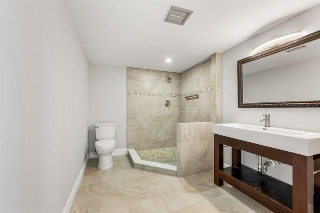 4000 S Ocean Boulevard 103, South Palm Beach, FL 33480