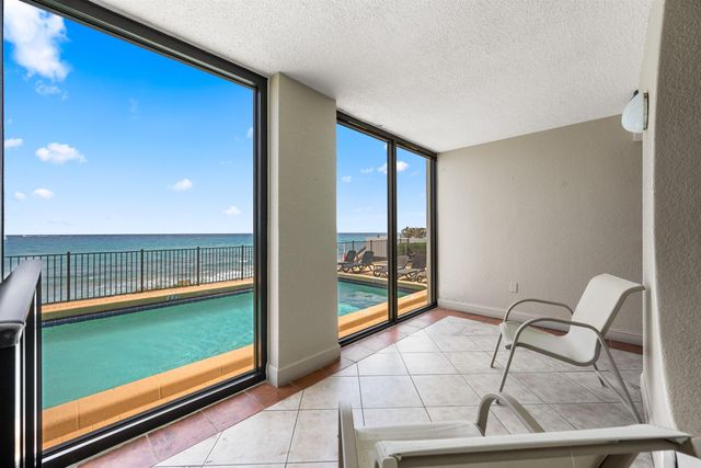4000 S Ocean Boulevard 103, South Palm Beach, FL 33480