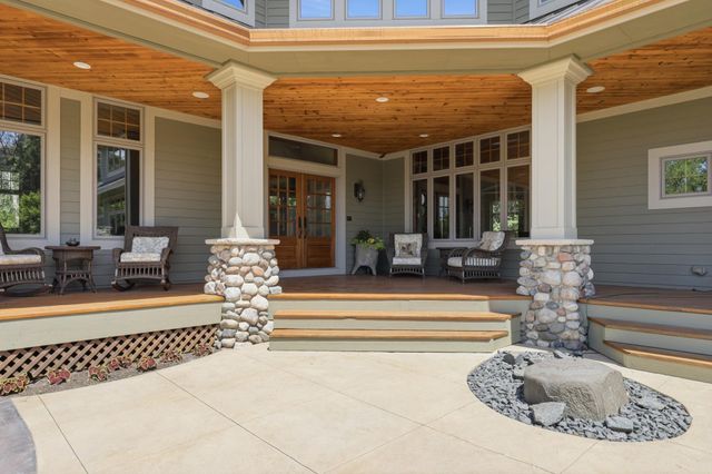 270 North Shore Drive W, Orono, MN 55364