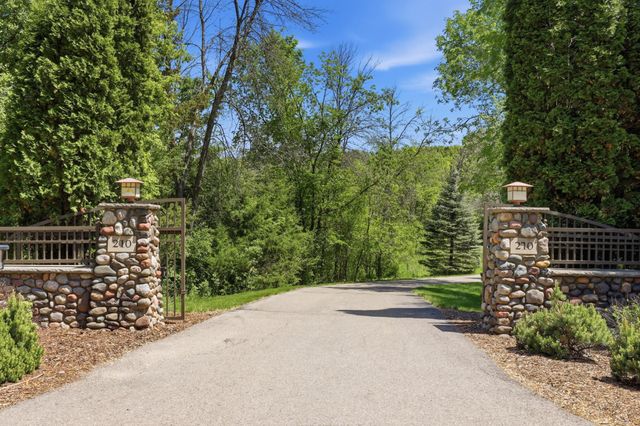 270 North Shore Drive W, Orono, MN 55364