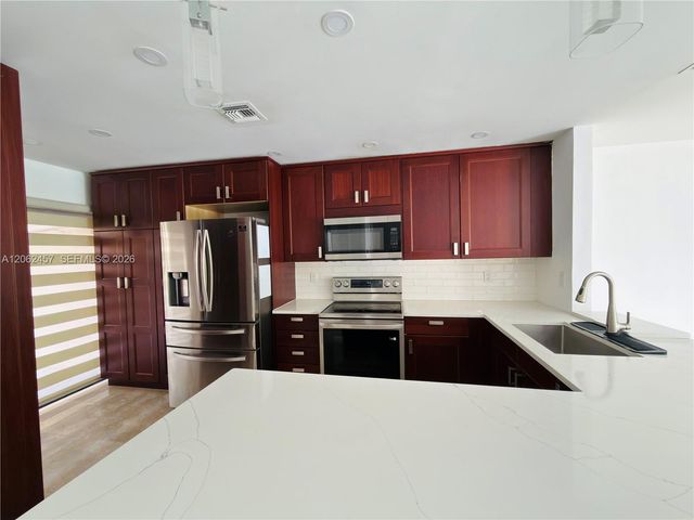 3957 Adra Ave F-49, Doral, FL 33178