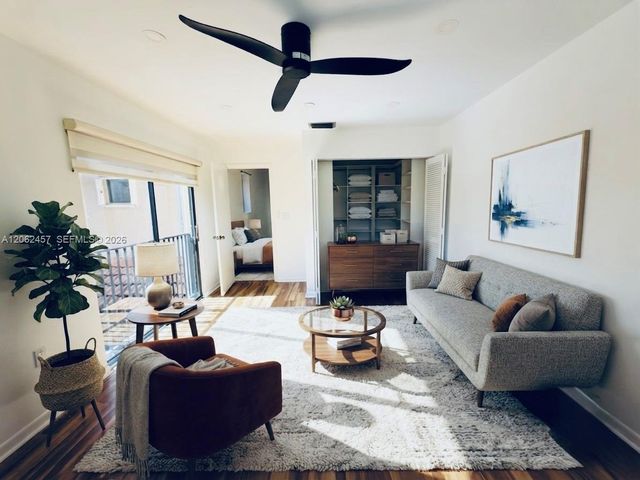 3957 Adra Ave F-49, Doral, FL 33178