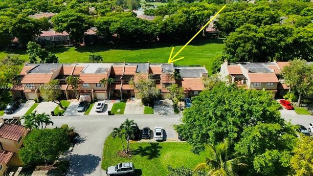 3957 Adra Ave F-49, Doral, FL 33178
