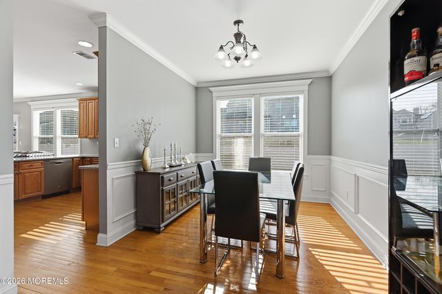 817 Locust Road, Beachwood, NJ 08722