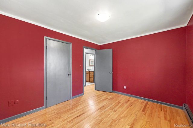 33711 Schneider Road, Chesterfield Township, MI 48047