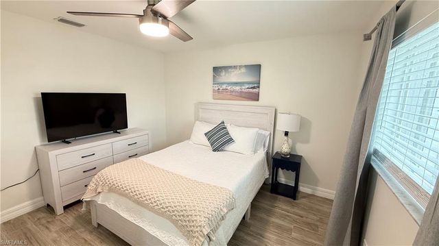 3417 NW 2nd ST, Cape Coral, FL 33993