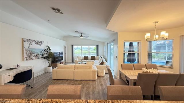 3417 NW 2nd ST, Cape Coral, FL 33993