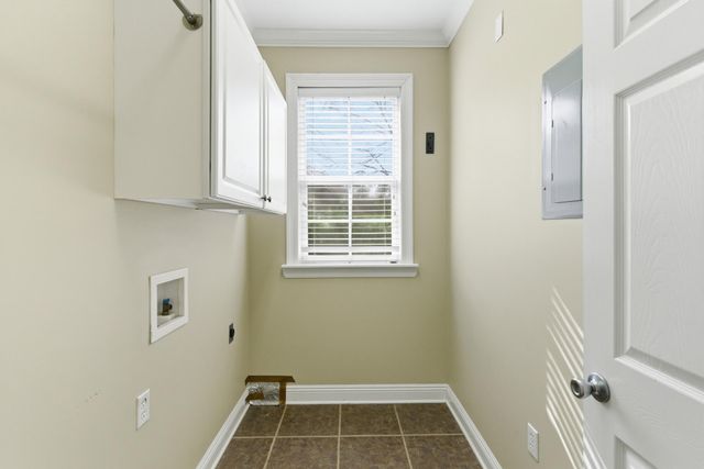 44 Bridgefield Ct., Hattiesburg, MS 39402