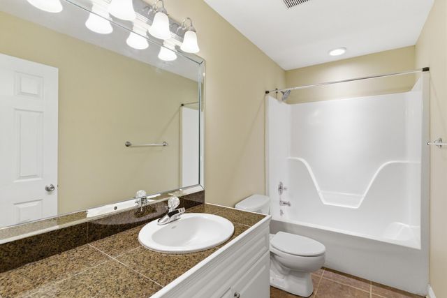 44 Bridgefield Ct., Hattiesburg, MS 39402