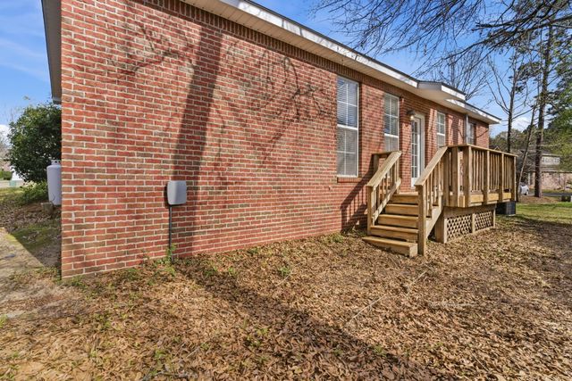 44 Bridgefield Ct., Hattiesburg, MS 39402