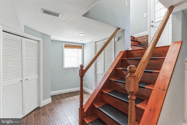 1316 S BUCHANAN ST, Arlington, VA 22204