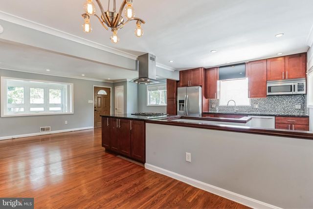 1316 S BUCHANAN ST, Arlington, VA 22204