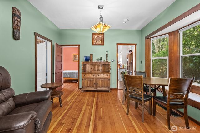 611 S Grant Avenue, Tacoma, WA 98405