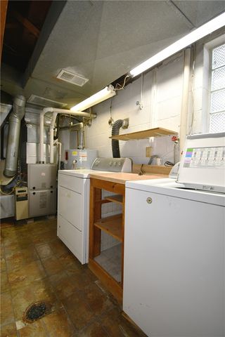 309 Holly Hill Dr, Ross Twp, PA 15237