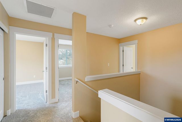 981 Ratcliff Dr SE, Salem, OR 97302