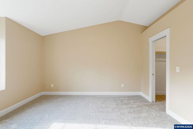 981 Ratcliff Dr SE, Salem, OR 97302