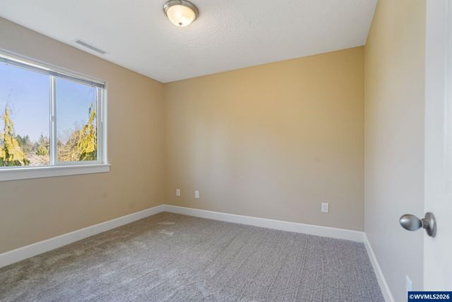 981 Ratcliff Dr SE, Salem, OR 97302