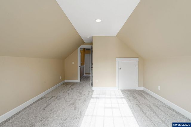 981 Ratcliff Dr SE, Salem, OR 97302