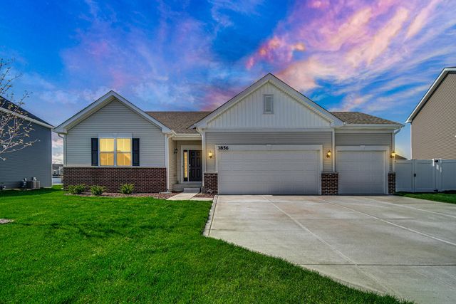 3856 Fender Street, Valparaiso, IN 46385