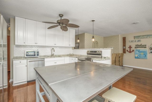 70619 Sunset Boulevard, Union, MI 49130