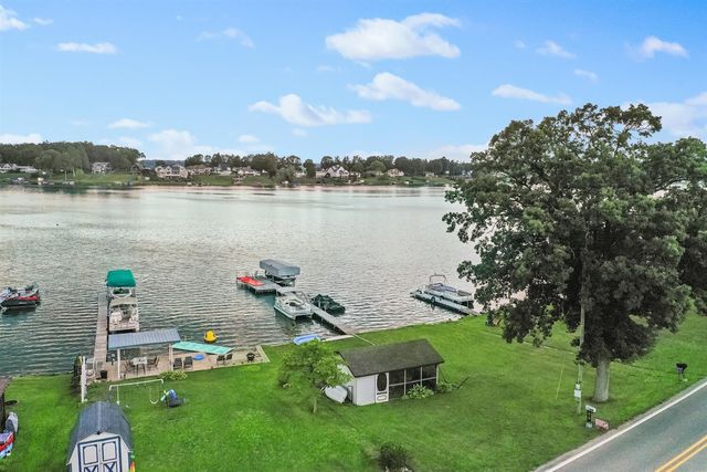 70619 Sunset Boulevard, Union, MI 49130