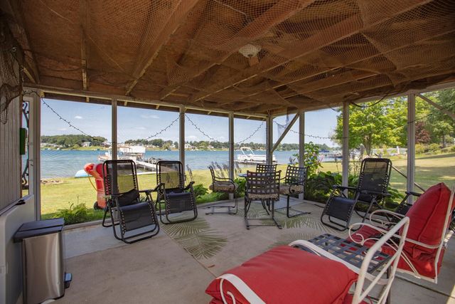 70619 Sunset Boulevard, Union, MI 49130