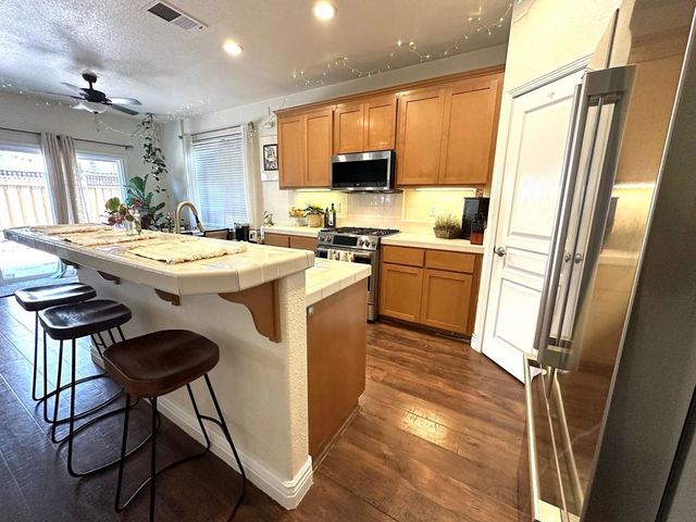 718 Roble Street, Watsonville, CA 95076