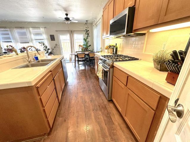 718 Roble Street, Watsonville, CA 95076