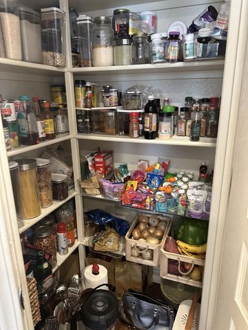 718 Roble Street, Watsonville, CA 95076