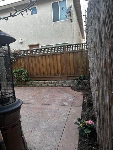 718 Roble Street, Watsonville, CA 95076