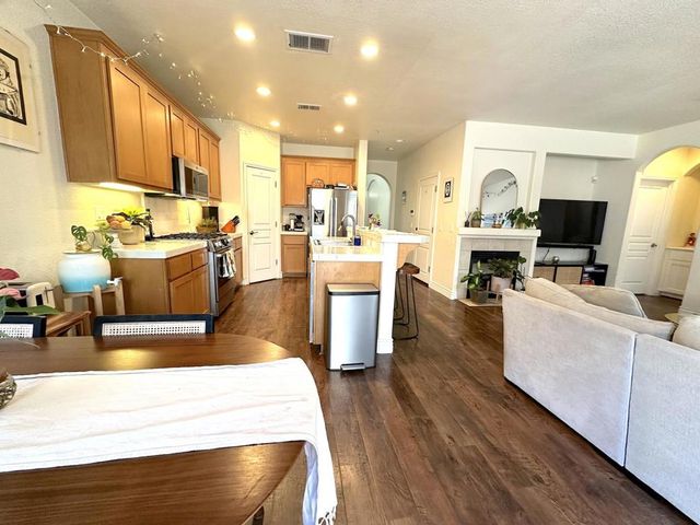 718 Roble Street, Watsonville, CA 95076